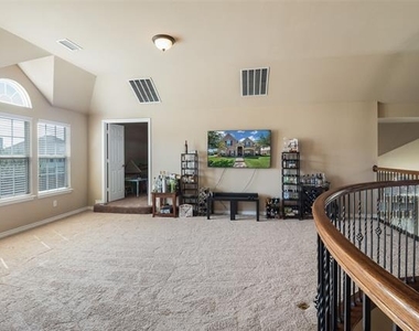 534 Windward Drive - Photo Thumbnail 12
