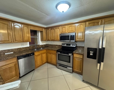 6534 Sw 41st Street - Photo Thumbnail 16