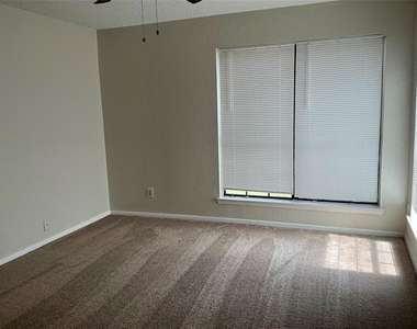 934 Turtle Cove - Photo Thumbnail 6