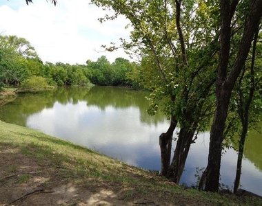 923 Turtle Lake Boulevard - Photo Thumbnail 18