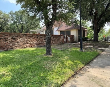 923 Turtle Lake Boulevard - Photo Thumbnail 15