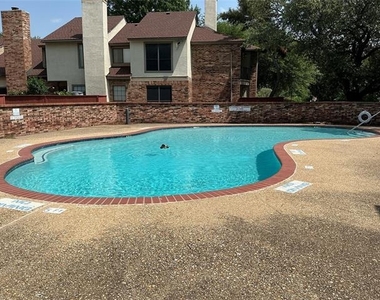 923 Turtle Lake Boulevard - Photo Thumbnail 14