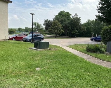 923 Turtle Lake Boulevard - Photo Thumbnail 1