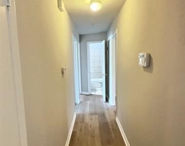 111 Doris Drive - Photo Thumbnail 7