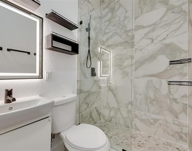 506 N Lancaster Avenue - Photo Thumbnail 22