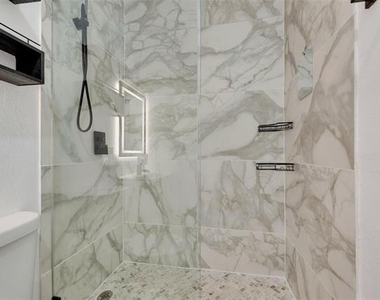 506 N Lancaster Avenue - Photo Thumbnail 21