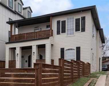 506 N Lancaster Avenue - Photo Thumbnail 4