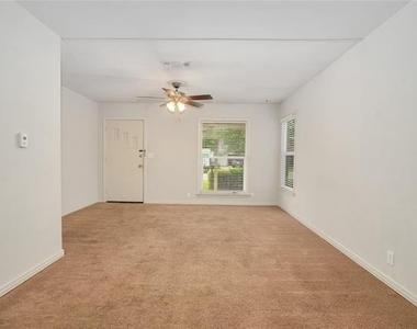 5832 Locke Avenue - Photo Thumbnail 11