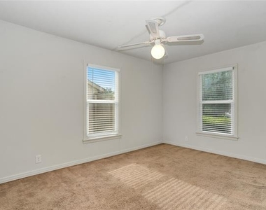 5832 Locke Avenue - Photo Thumbnail 7