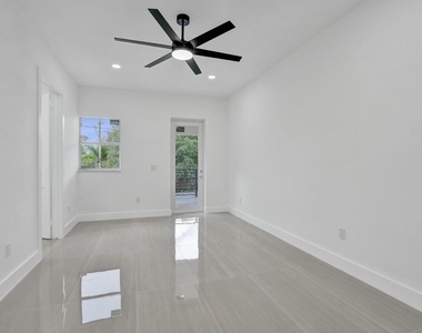1213 W Las Olas Boulevard - Photo Thumbnail 12