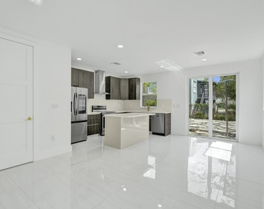 1213 W Las Olas Boulevard - Photo Thumbnail 6