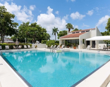 3050 Presidential Way - Photo Thumbnail 15