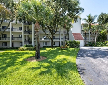 3050 Presidential Way - Photo Thumbnail 21