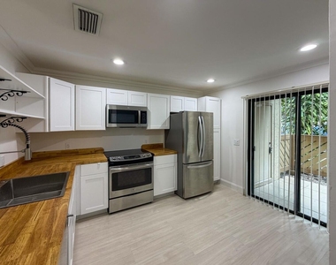 13165 Chadwick Court - Photo Thumbnail 1