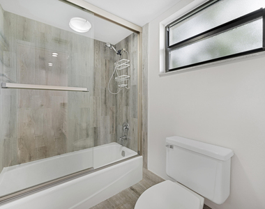 11863 Wimbledon Circle - Photo Thumbnail 19