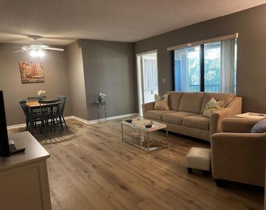 441 Pine Glen Lane - Photo Thumbnail 2