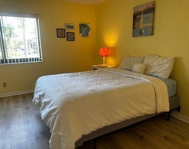441 Pine Glen Lane - Photo Thumbnail 10