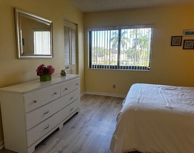 441 Pine Glen Lane - Photo Thumbnail 11