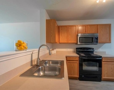 12628 Ocean Spray Drive - Photo Thumbnail 7