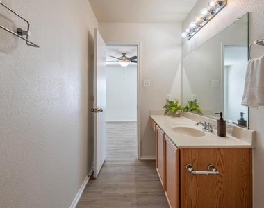 12628 Ocean Spray Drive - Photo Thumbnail 14