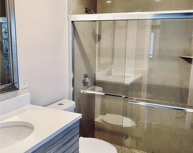 22592 Lombard Avenue - Photo Thumbnail 6
