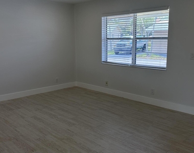 2812 Duke Lane - Photo Thumbnail 17