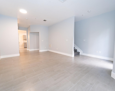 3515 Shoma Drive - Photo Thumbnail 7