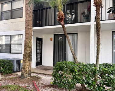 718 Executive Center Drive - Photo Thumbnail 10