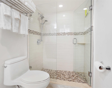 3430 Galt Ocean Drive - Photo Thumbnail 26