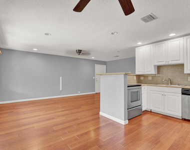 312 Southwind Drive - Photo Thumbnail 5