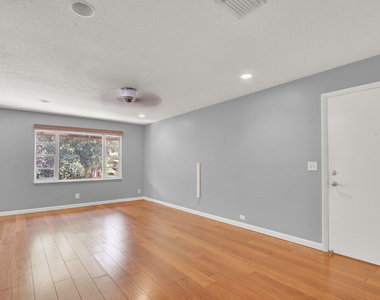 312 Southwind Drive - Photo Thumbnail 1