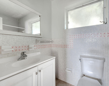 1826 Sherman Street - Photo Thumbnail 6