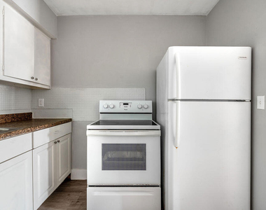 1826 Sherman Street - Photo Thumbnail 5