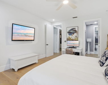 11180 Isle Brook Court - Photo Thumbnail 25