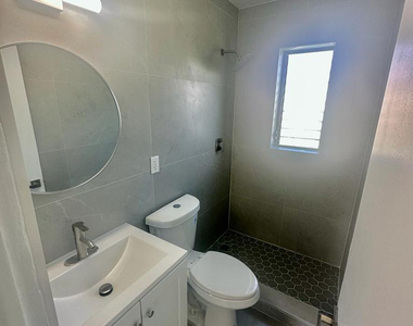 701 Nw 15th Terrace - Photo Thumbnail 6