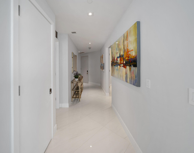 3100 N Ocean Drive - Photo Thumbnail 37