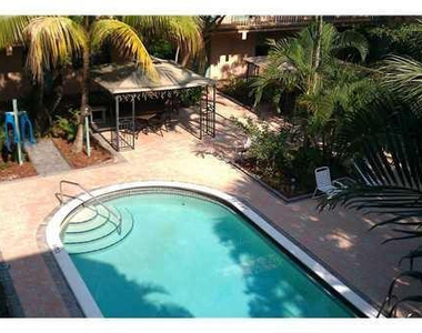 1407 Ne 56th Street - Photo Thumbnail 10