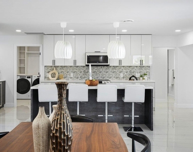 1200 Sw 8th Street - Photo Thumbnail 11