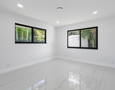 1200 Sw 8th Street - Photo Thumbnail 18