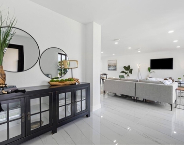 1200 Sw 8th Street - Photo Thumbnail 4