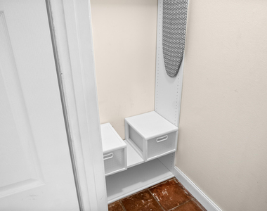 803 Ne 2nd Avenue - Photo Thumbnail 6