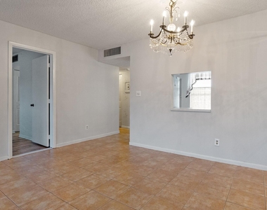 5890 Nw 64th Avenue - Photo Thumbnail 7