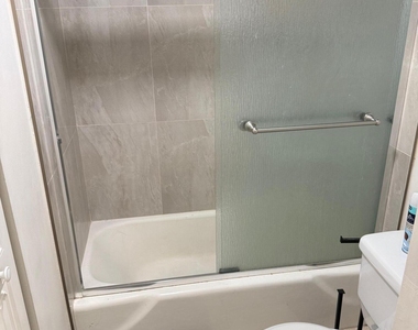 3720 Inverrary Drive - Photo Thumbnail 6
