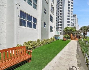 3550 Galt Ocean Drive - Photo Thumbnail 13