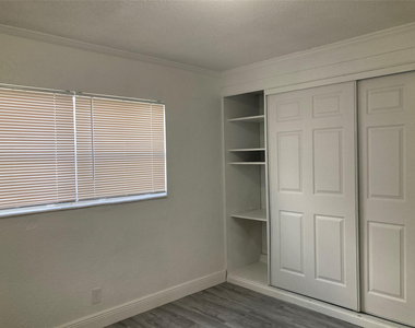 6230 Sw 4th Place - Photo Thumbnail 18