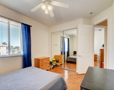 11246 Maritime Court - Photo Thumbnail 35