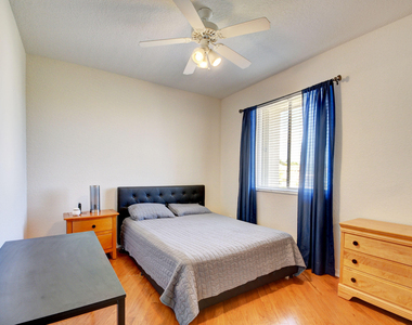 11246 Maritime Court - Photo Thumbnail 34