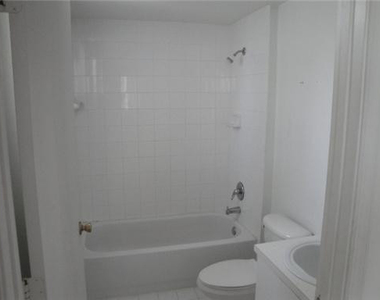 3241 Sabal Palm Manor - Photo Thumbnail 6