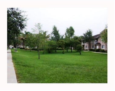 3241 Sabal Palm Manor - Photo Thumbnail 12