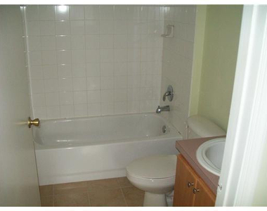 3241 Sabal Palm Manor - Photo Thumbnail 7